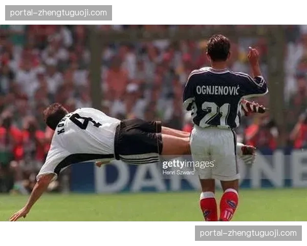 加拿大首战波黑 戴维斯左路走廊冲击欧洲球队相对薄弱侧防守